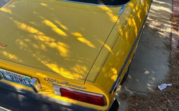 Alfa-romeo-Spider-1979-yellow-54940-3