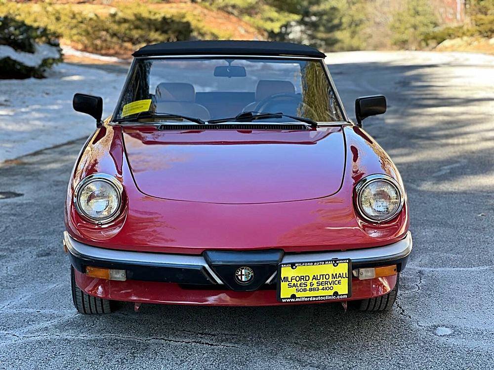 Alfa-romeo-Spider-1987-red-161039-2