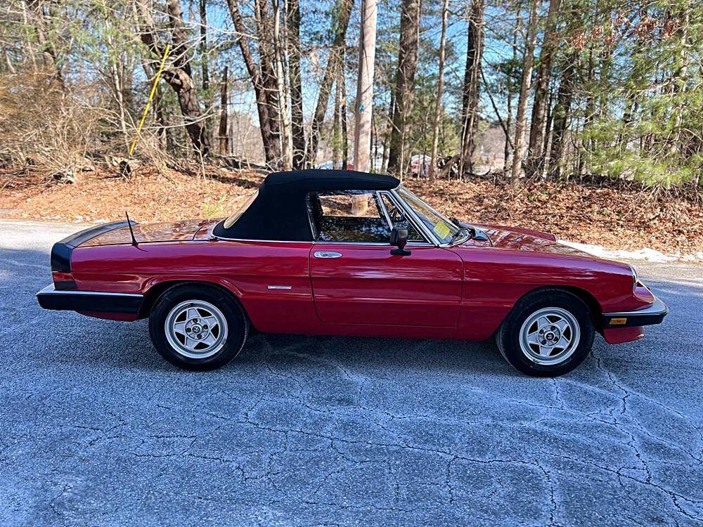 Alfa-romeo-Spider-1987-red-161039-7