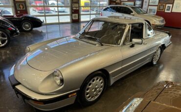 Alfa-romeo-Spider-1987-silver-96905-6