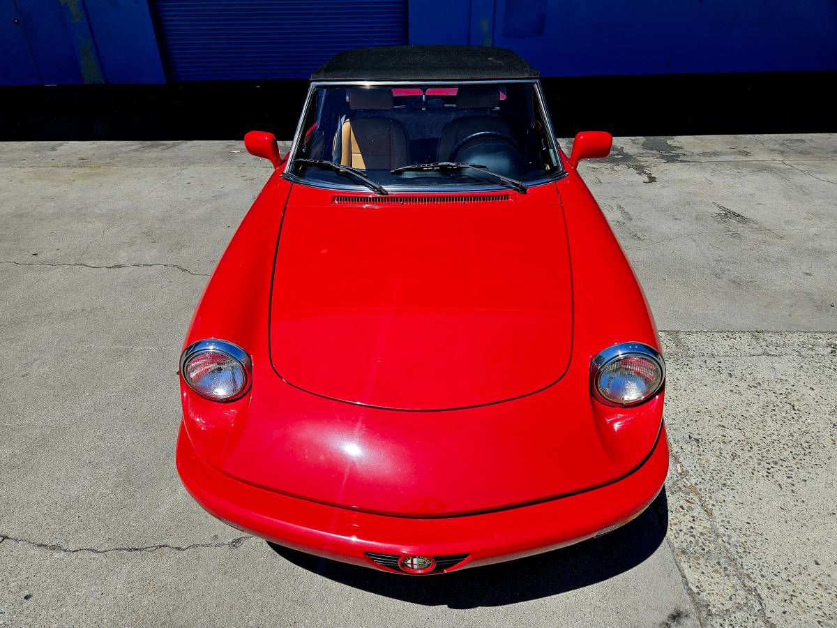 Alfa-romeo-Spider-1991-red-165978-2