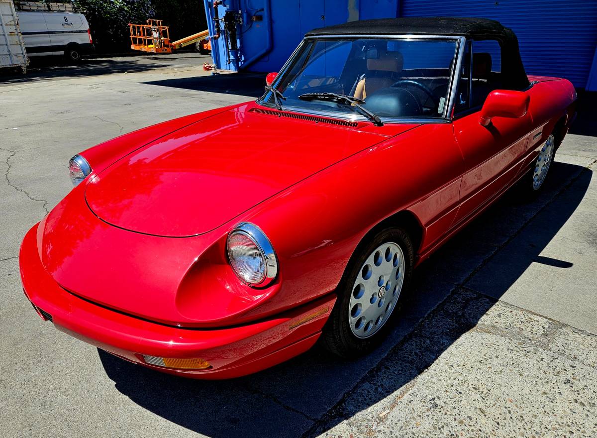 Alfa-romeo-Spider-1991-red-165978-3