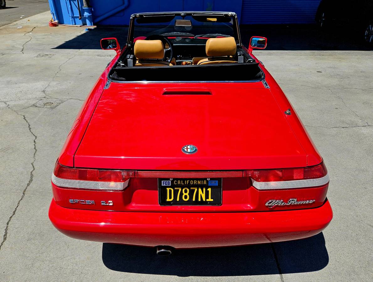 Alfa-romeo-Spider-1991-red-165978-6