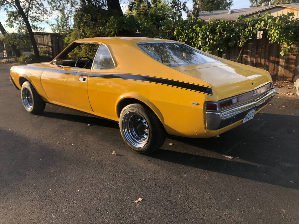 Amc-Javelin-1968-yellow-197949-2