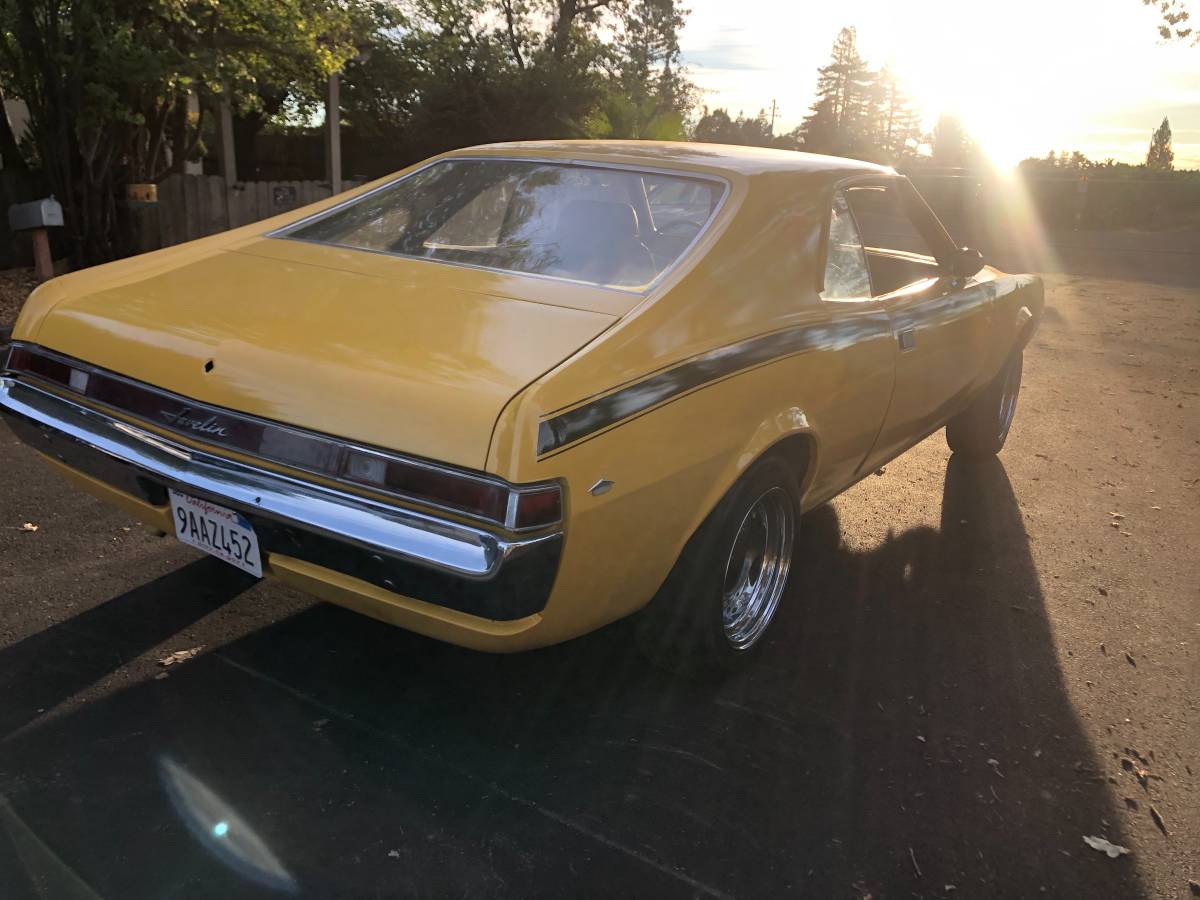 Amc-Javelin-1968-yellow-197949-4