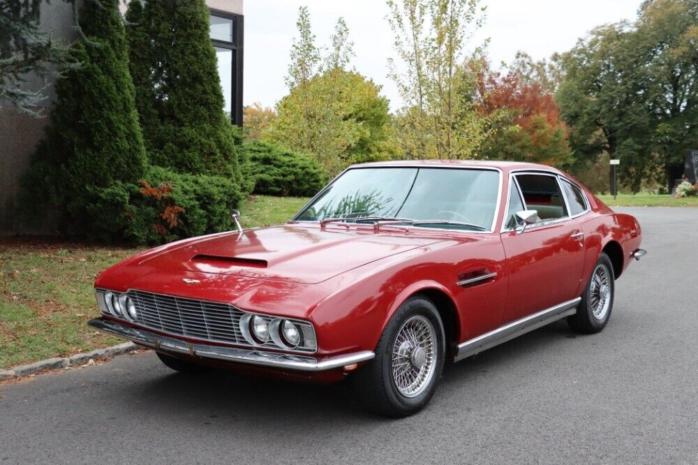 Aston-Martin-DBS-1970-Red-Tan-0-1