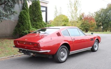 Aston-Martin-DBS-1970-Red-Tan-0-4