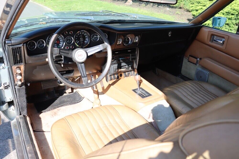 Aston-Martin-DBS-1971-Silver-Tan-0-6