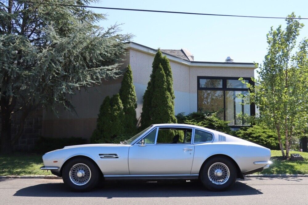 Aston-Martin-DBS-Vantage-1969-Silver-Blue-0-3