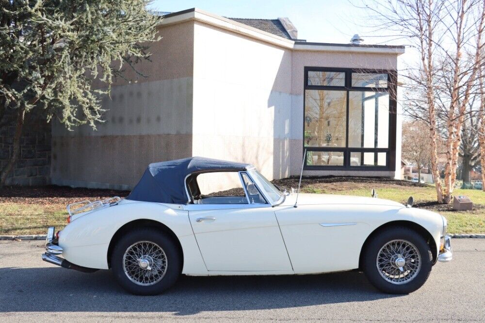 Austin-Healey-3000-1966-White-Blue-0-2