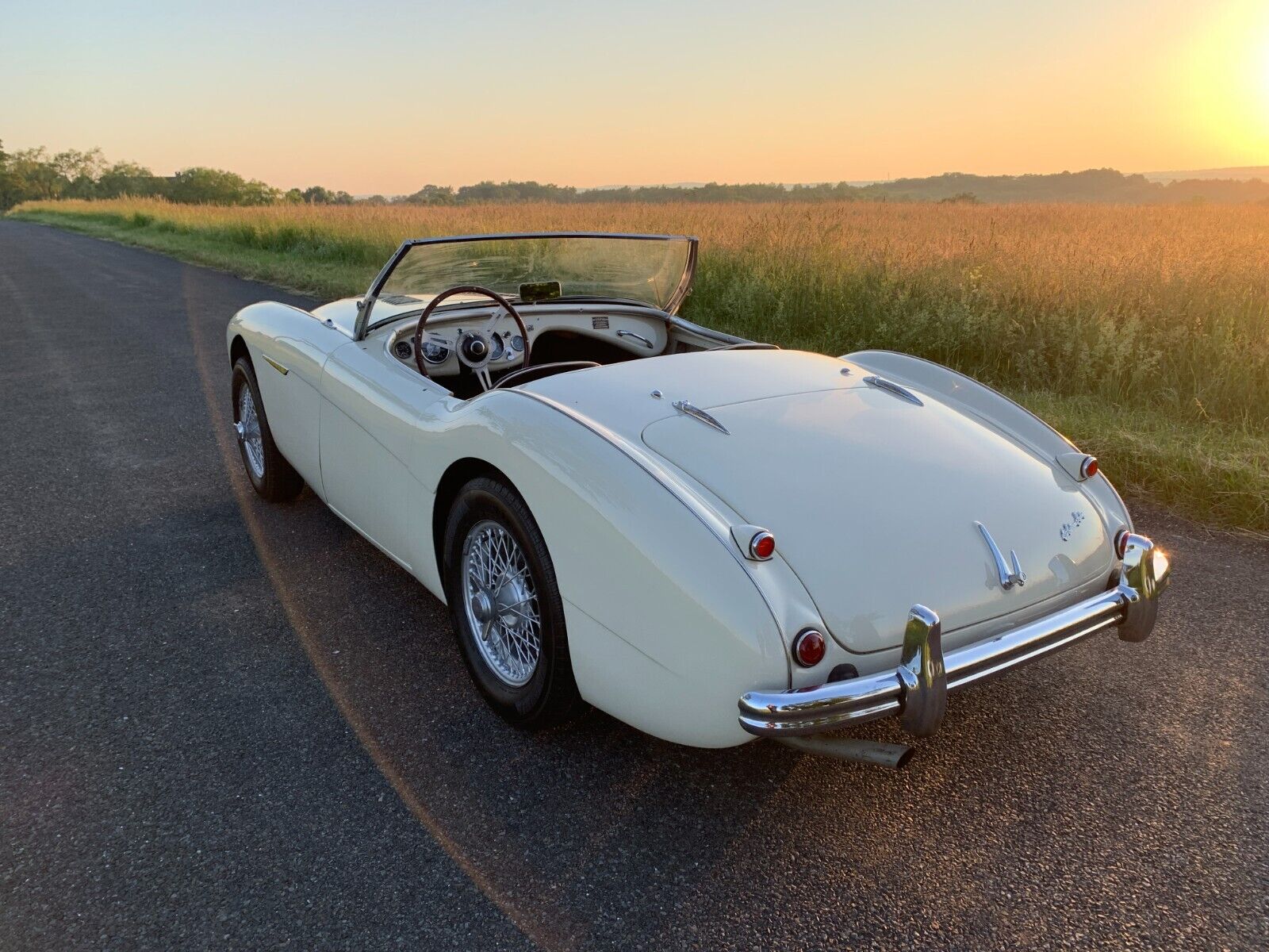 Austin-Healey-Other-Cabriolet-1956-White-Black-56-2