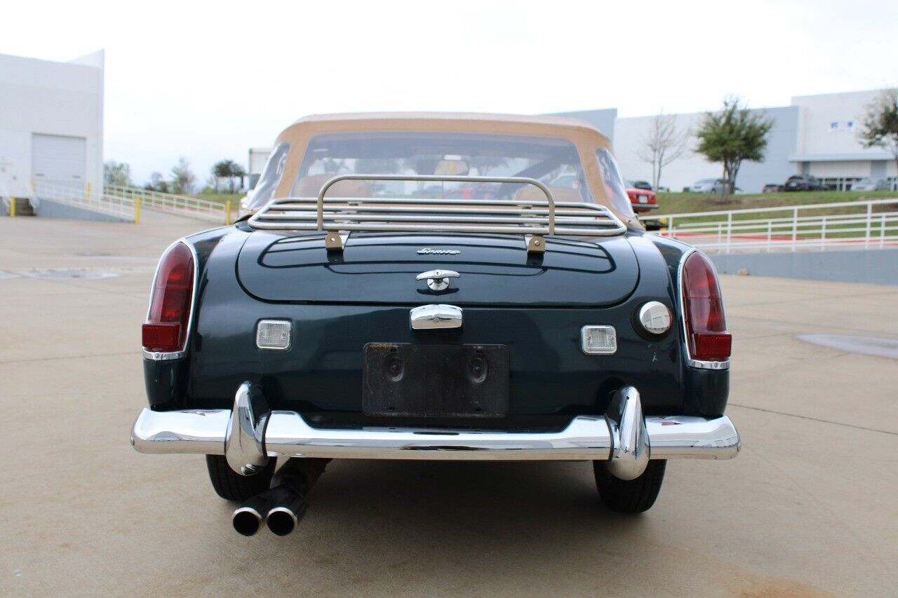 Austin-Healey-Sprite-1969-Green-Tan-12254-6