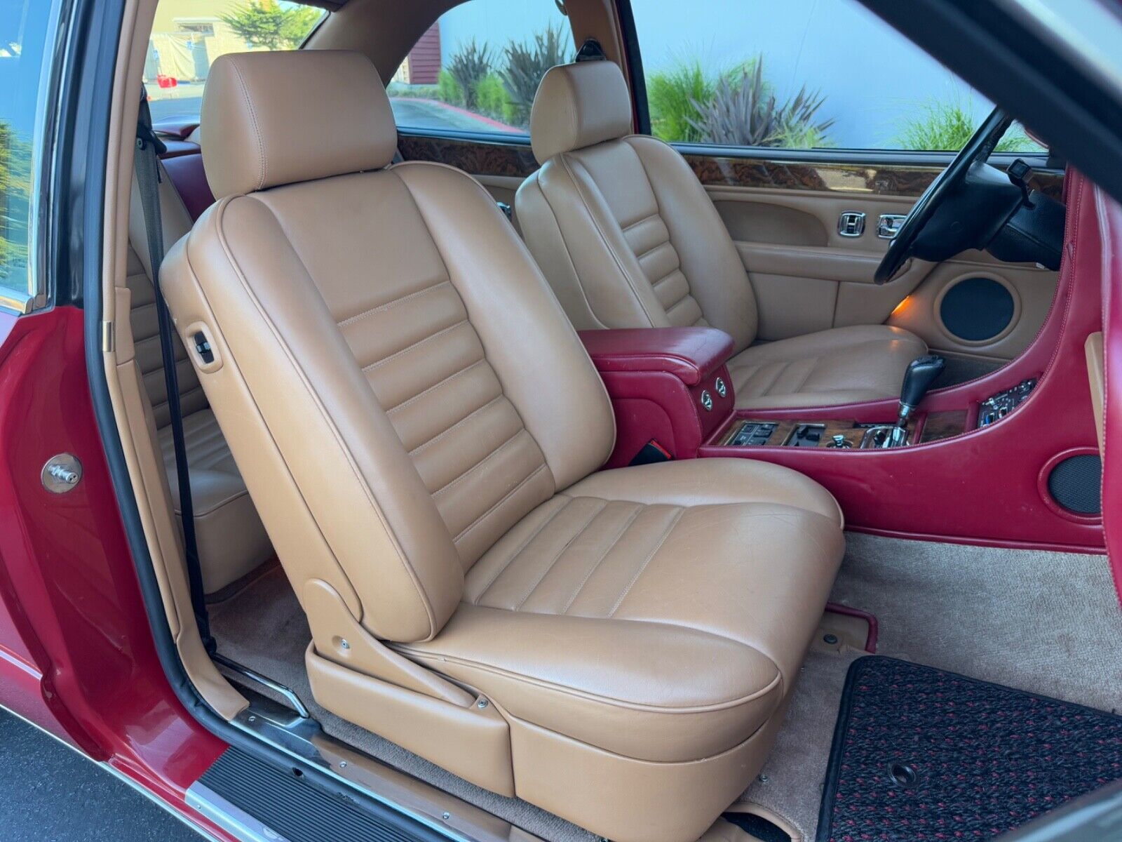 Bentley-Continental-GT-1993-Red-Tan-90186-14