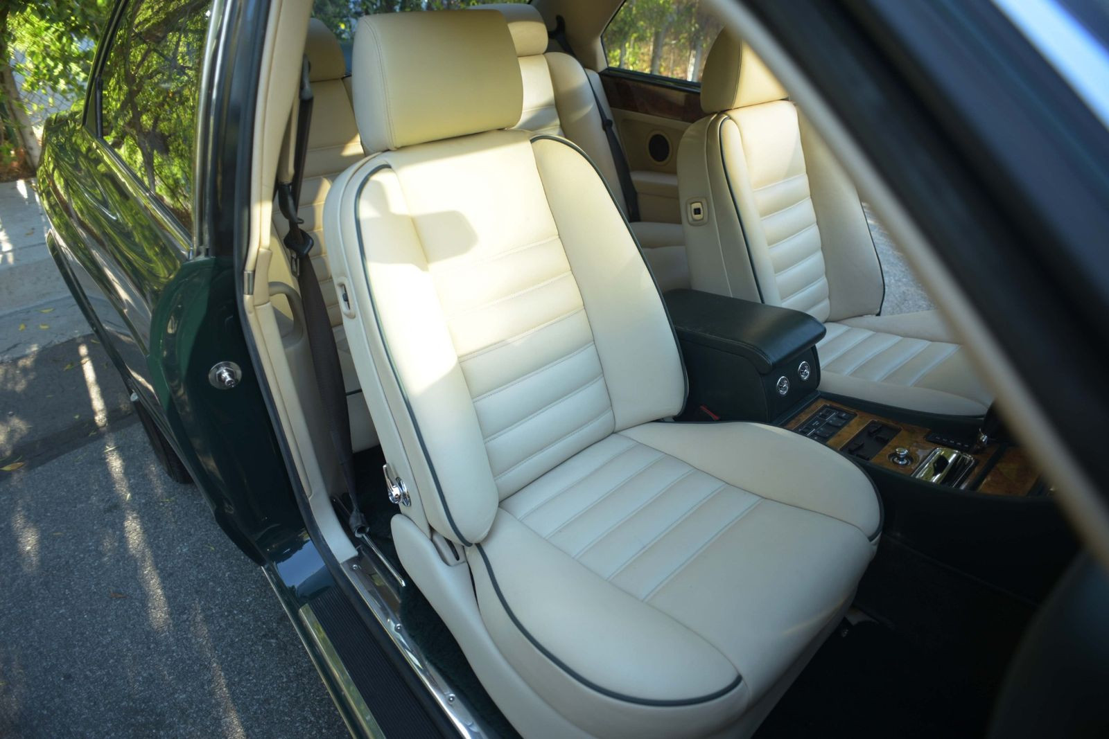 Bentley-Continental-R-Coupe-Coupe-1994-Green-Tan-54267-10