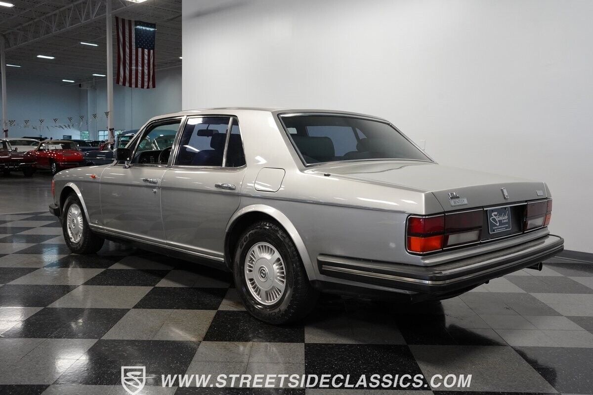 Bentley-Eight-1988-Silver-Blue-142355-9