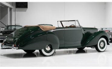 Bentley-Mark-VI-Cabriolet-1948-Green-Beige-10976-5