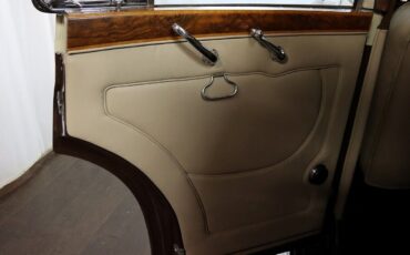 Bentley-R-Type-Berline-1954-Brown-Tan-144767-33