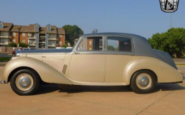 Bentley-R-Type-Berline-1954-Gray-Gray-60101-4