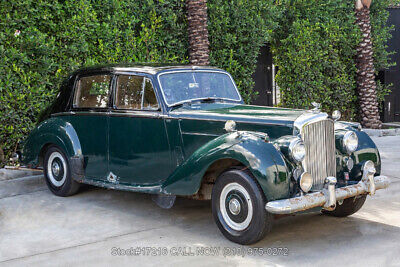 Bentley-Saloon-1956-Green-Other-Color-0-2