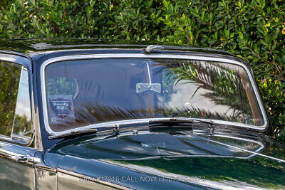 Bentley-Saloon-1956-Green-Other-Color-0-8