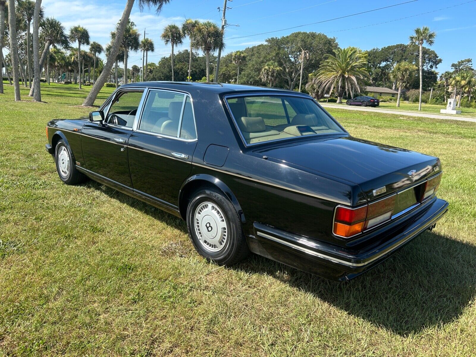 Bentley-Turbo-R-Berline-1989-Black-103853-5