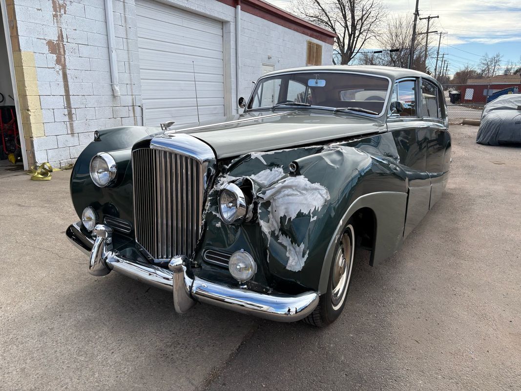 Bentley-hooper-s1-1956-Beige-98267-10