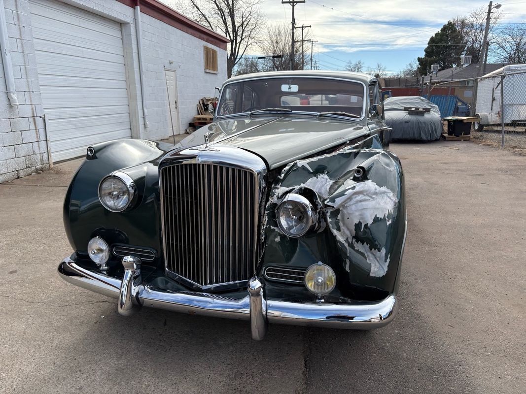 Bentley-hooper-s1-1956-Beige-98267-14