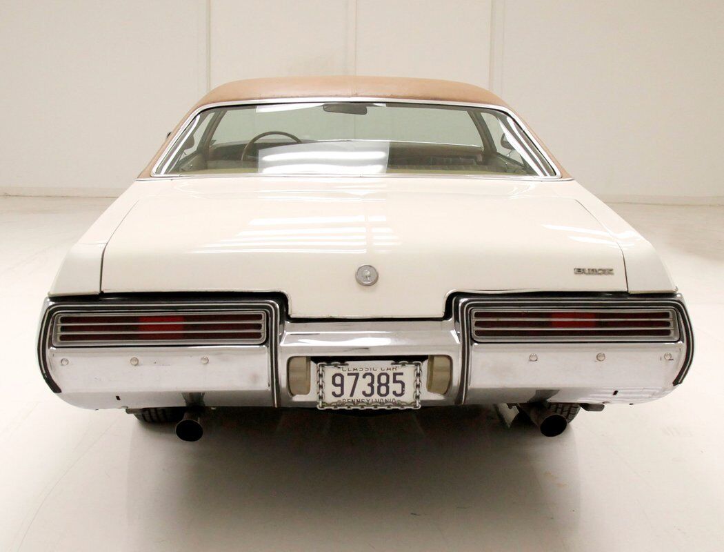 Buick-Centurion-1973-White-Saddle-213689-3