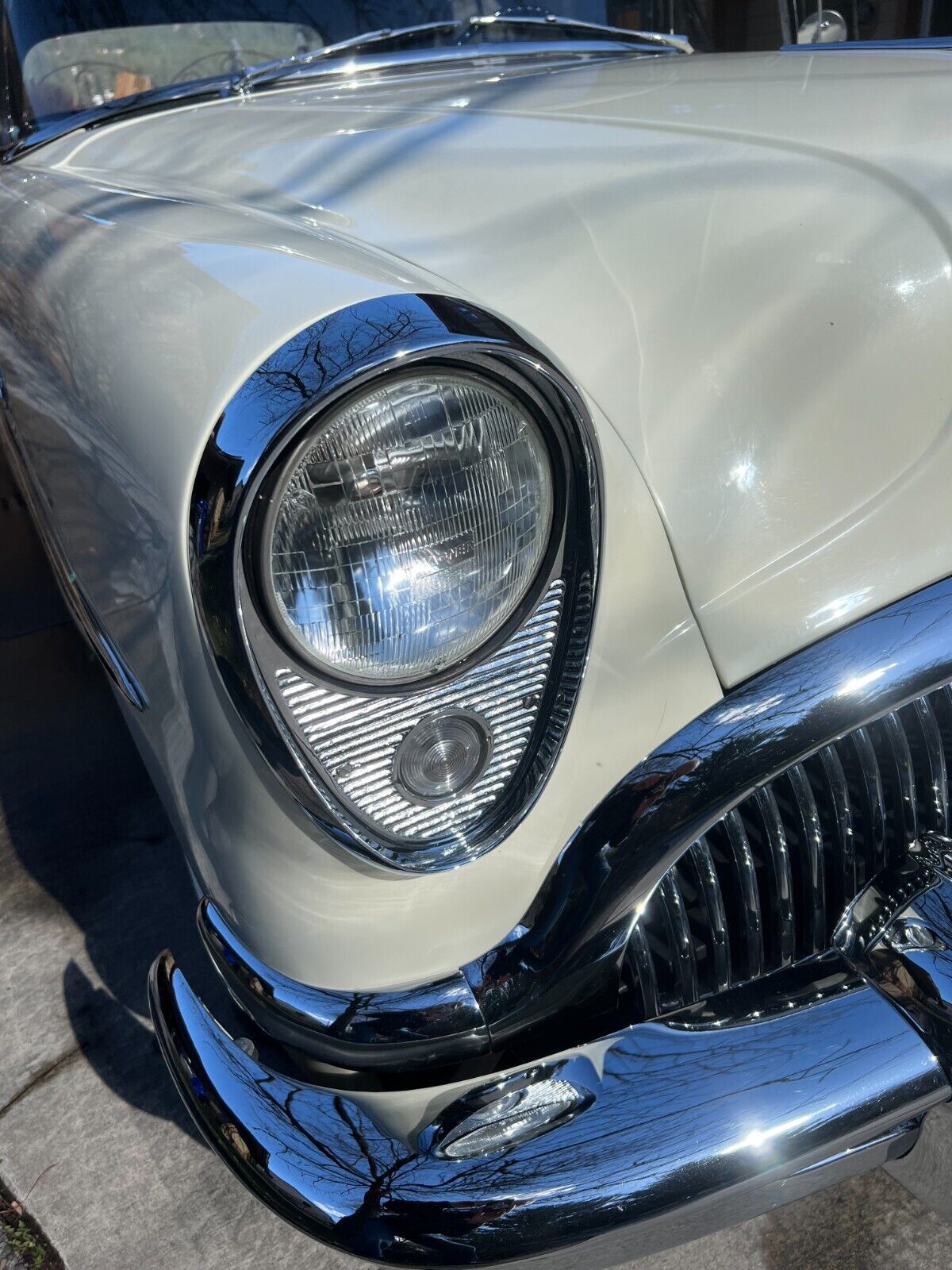 Buick-Century-1954-White-Tan-122310-1