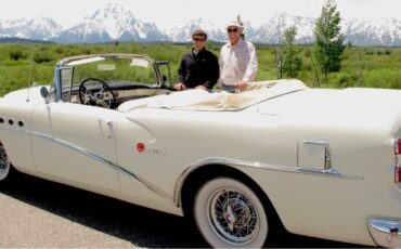 Buick-Century-1954-White-Tan-122310-3