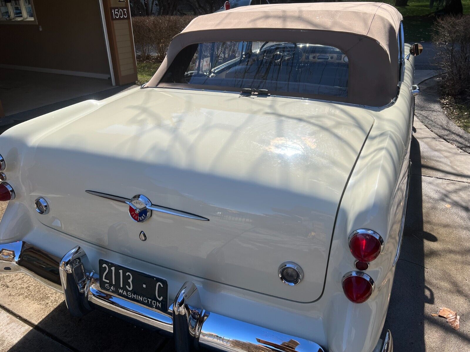 Buick-Century-1954-White-Tan-122310-8