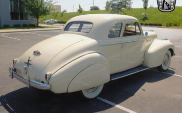 Buick-Coupe-Coupe-1940-Tan-Brown-137427-5