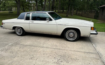 Buick-Electra-Coupe-1984-White-87574-1