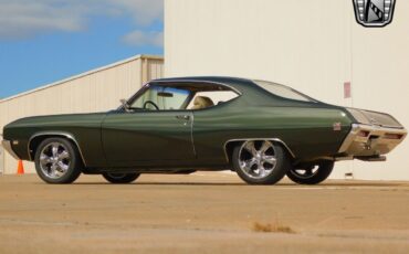 Buick-GS-1969-Green-Tan-71687-3