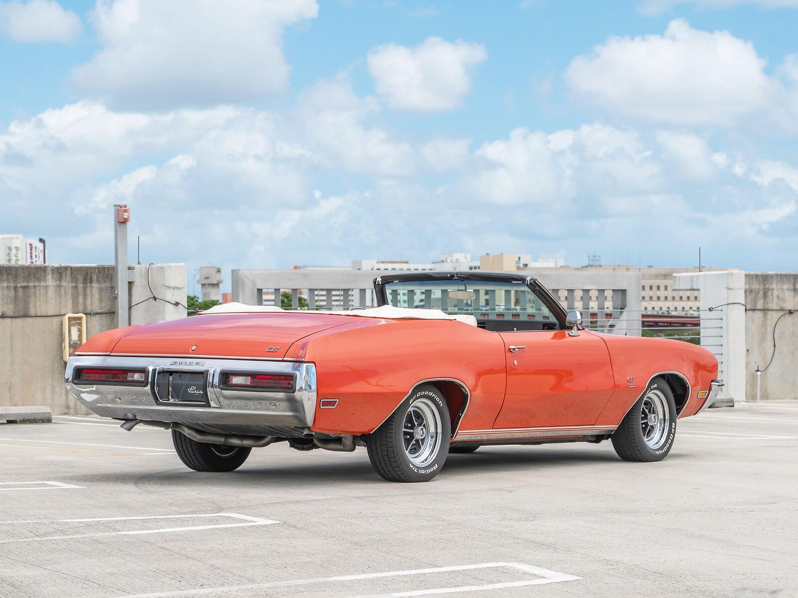 Buick-Grand-National-1972-Orange-White-95280-14