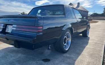 Buick-Grand-National-Coupe-1987-Black-Gray-49890-2