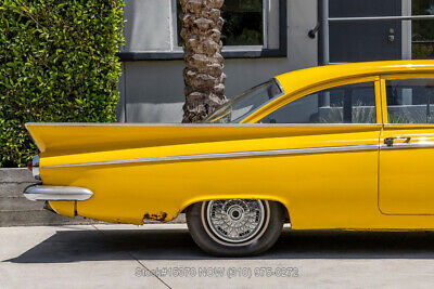 Buick-LeSabre-1959-Yellow-Other-Color-0-11