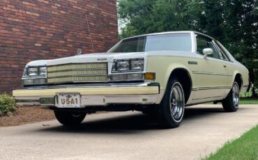 Buick-LeSabre-1979-White-Yellow-56905-9