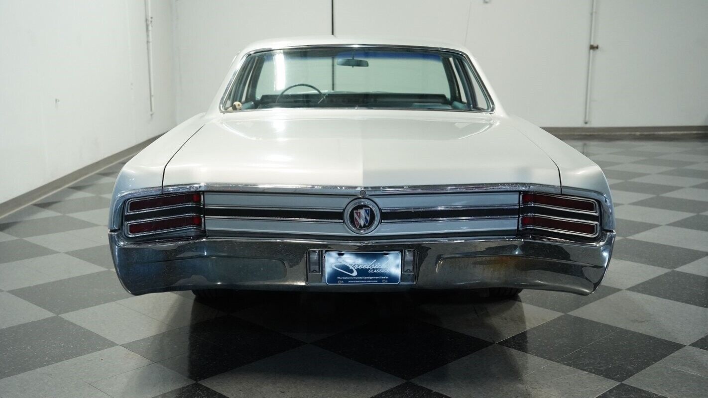 Buick-LeSabre-Berline-1965-Silver-Blue-106415-9