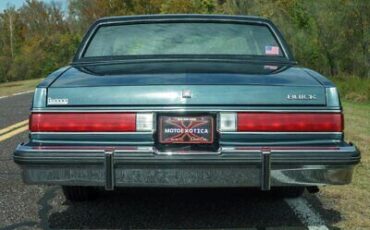 Buick-LeSabre-Coupe-1985-39806-3