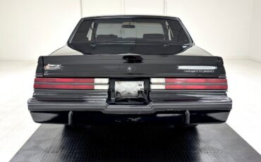 Buick-Regal-1985-Black-Gray-159875-3