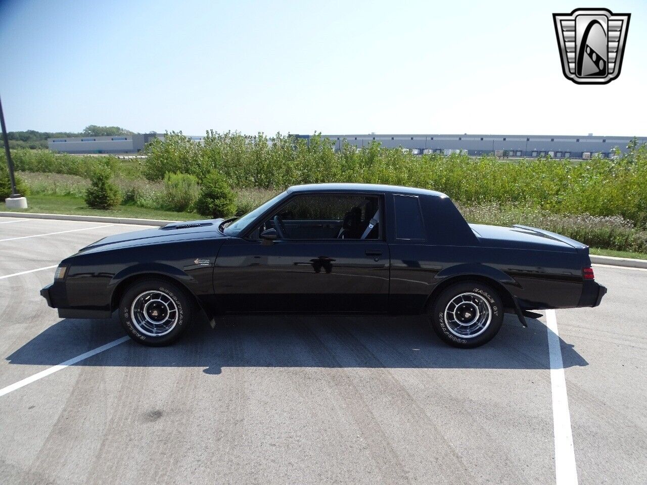 Buick-Regal-Coupe-1987-Black-Black-4440-3