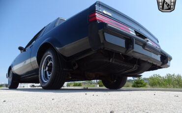 Buick-Regal-Coupe-1987-Black-Black-4440-4