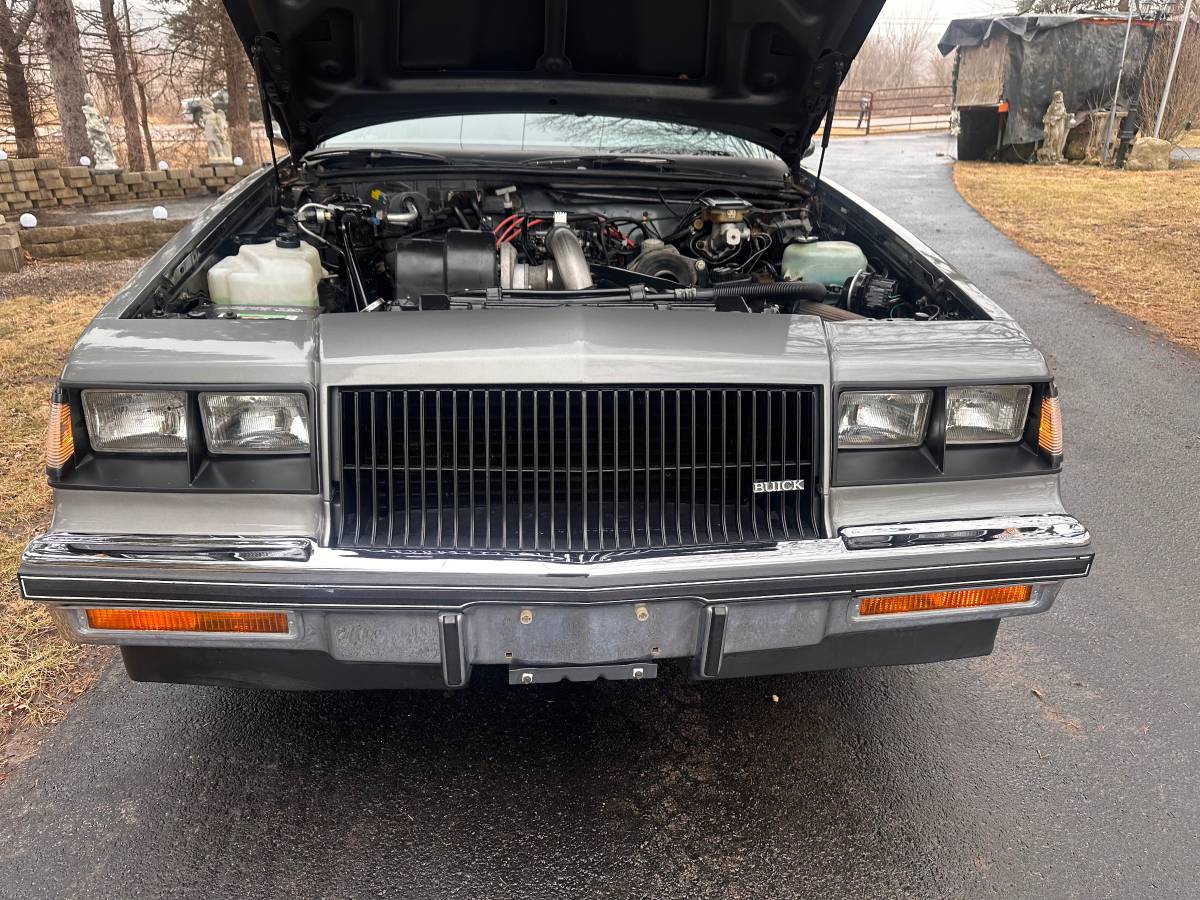 Buick-Regal-turbo-1987-209214-13