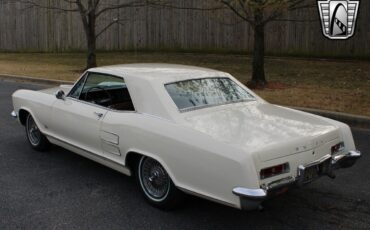 Buick-Riviera-1963-White-Brown-150459-3