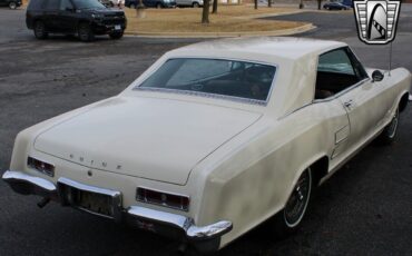 Buick-Riviera-1963-White-Brown-150459-4