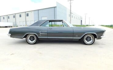 Buick-Riviera-1964-Gray-Gray-74918-7