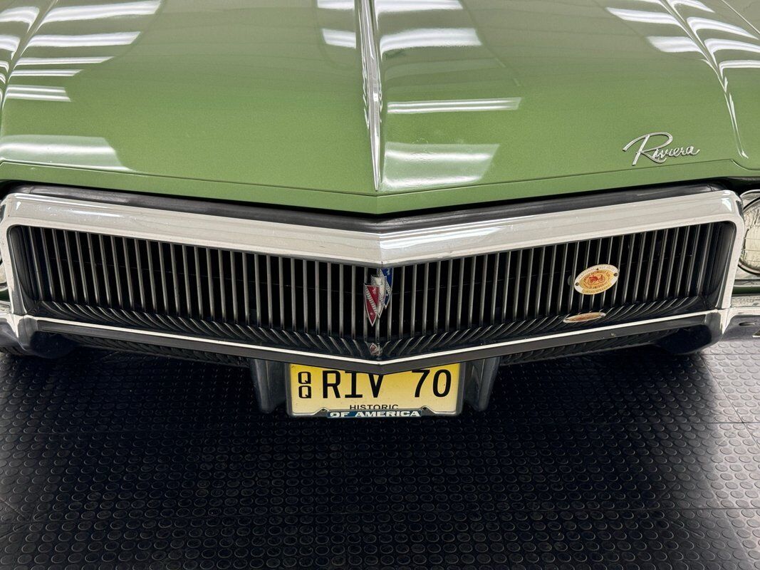 Buick-Riviera-1970-Emerald-Mist-Black-140233-8