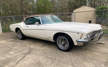 Buick-Riviera-1972-white-84008