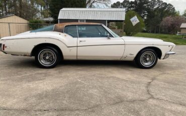 Buick-Riviera-1972-white-84008-6